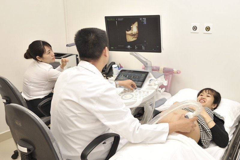 Những điều cần biết trước khi khám thai lần đầu | Bệnh viện Vinmec