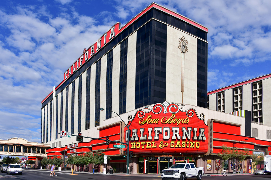 hugo goal slot free spins